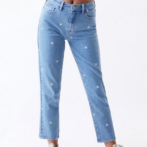 PacSun Raining Daisy Mom Jeans